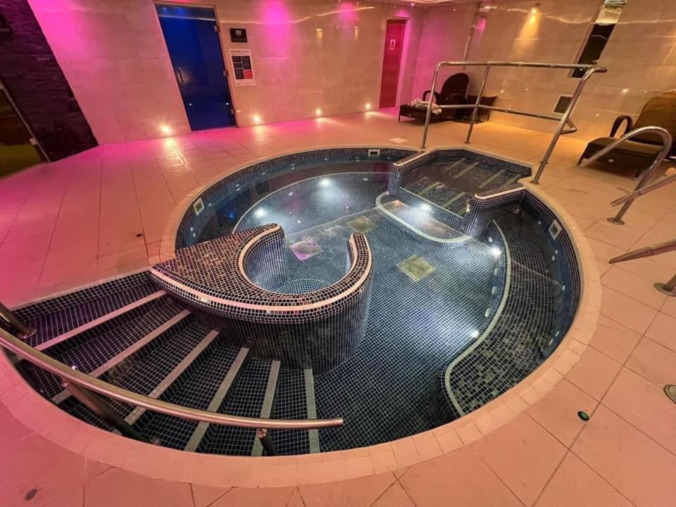 Number 57 Brynteg Hotel Карнарфон Екстериор снимка