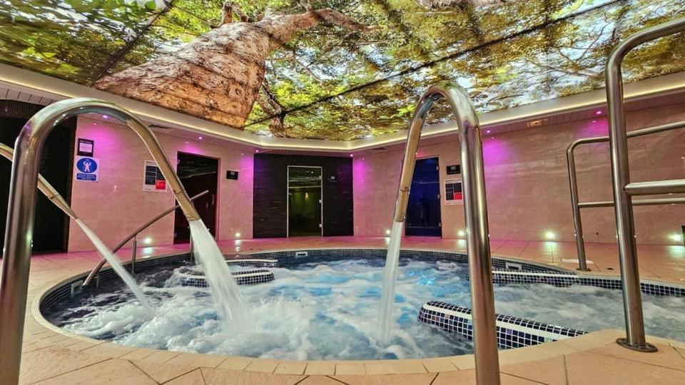 Number 57 Brynteg Hotel Карнарфон Екстериор снимка